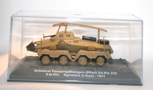 Schwerer panzerspahwagen - schwerer,