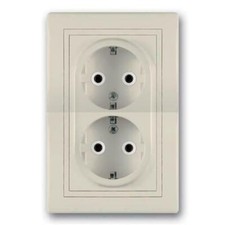 Doppel-Schutzkontaktsteckdose