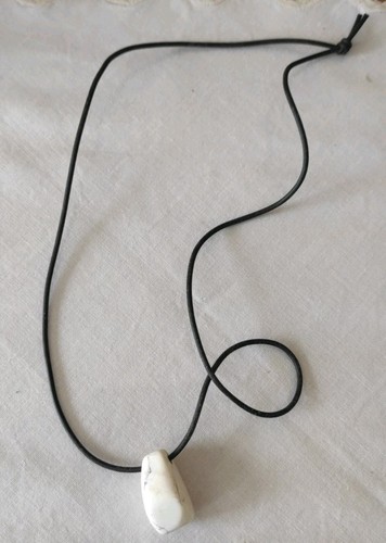 Vintage kette mit weißem - kette,