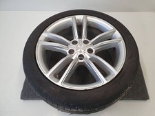 Tesla Model S 2016 Vorne