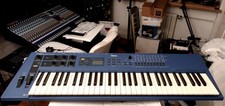 YAMAHA CS 1X SYNTHESIZER Top