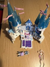Cinderella Schloss Vintage Polly Pocket 1996 Trendmasters mit Figuren Kutsche