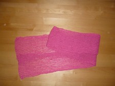 handgestrickter pinker