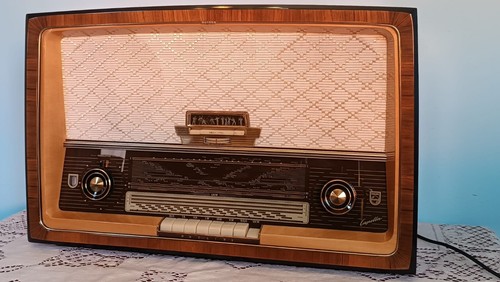 Röhrenradio restauriert - röhrenradio,