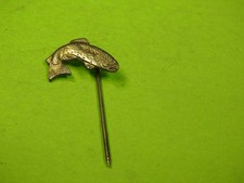 Angelsport   Anstecknadel
