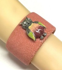 Rochen  Armreif  Leder Lila, Markasit, Perlmutt & Emaille   925er Silber