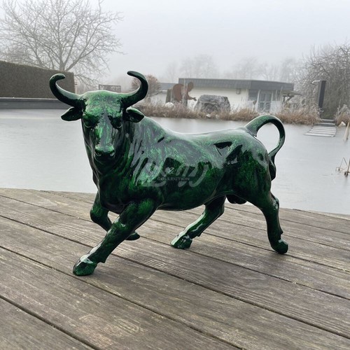 Spanischer stier pablo grün - spanischer,