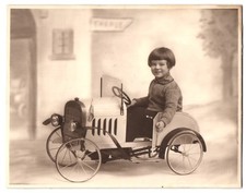 Fotografie Spielzeug-Auto Kind