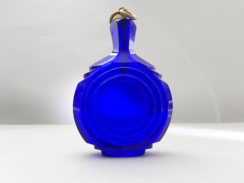 Glas snuff bottle - glas,
