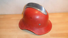 Alter Roter Feuerwehr Helm Feuerwehrhelm mit Kamm Deco Vintage Retro