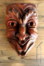 handgeschnitzte Holzmaske Holzlarve Maske Volkskunst Schnitzerei 