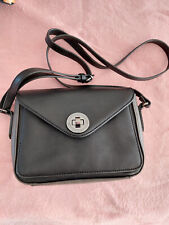 Handtasche L Credi schwarz