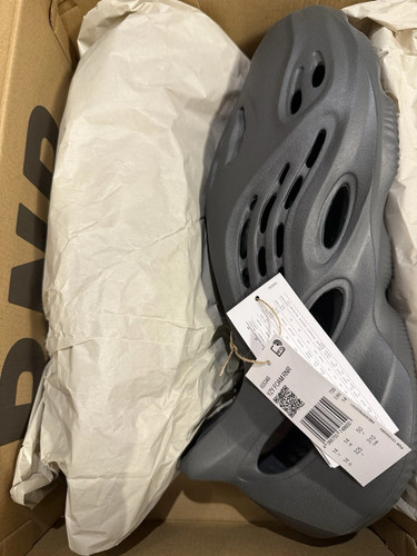 Adidas yeezy foam - yeezy, runner