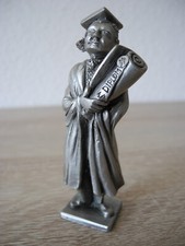 Zinnfigur „Diplomand“ aus der Serie alte Berufe, ca. 8 cm hoch, gestempelt