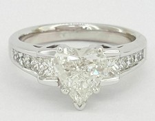 Herzform 2,75 kt Diamant