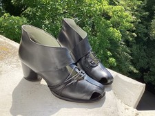 Donna Lisa Tucci Schuhe Echtleder allover Gr.38 ankleboots cut-outs schwarz