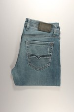 Herren Jeans Diesel Safado  Regular Slim Straight Aktuelle Gr. W33 L34 D972