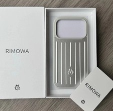 RIMOWA für Apple iPhone 17