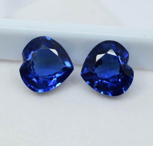 Blauer tansanit natürlich - blauer,