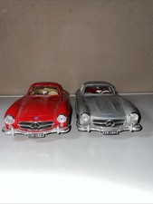 2 Burago Mercedes Benz,1/18,roter 300 SL, grauer 300SL 1954