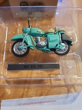 Atlas MZ ES 250 DDR Motorrad Modell 1:24  in OVP  