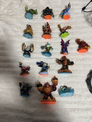 Sämtliche skylanders figuren - sämtliche,