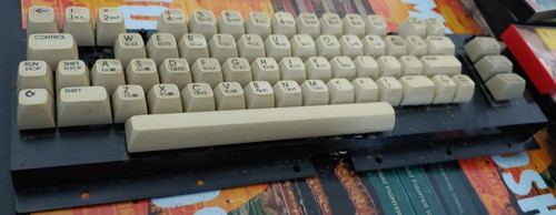 Commodore tastatur - 16, c
