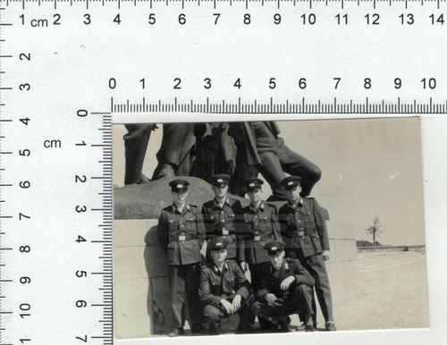 Foto junge soldaten in - soldaten,