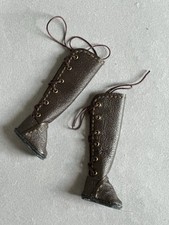 Brauen Puppenstiefel mit