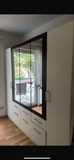 Kleiderschrank