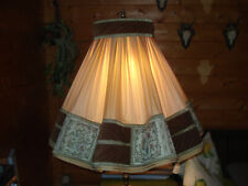 Wunderschöne Chippendale Stehlampe/ Antik Messing mit großem Seidenschirm