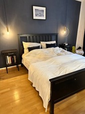 IKEA HEMNES Bett mit passenden Nachttischen und Lattenrost