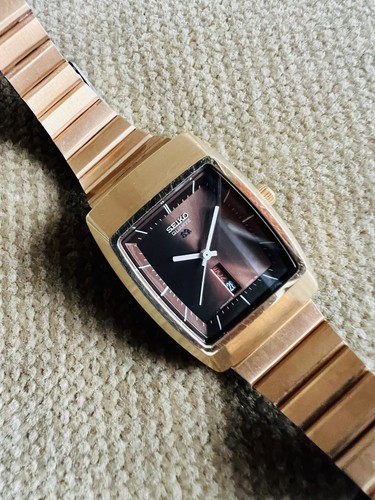Nos vintage seiko quartz - nos, sq
