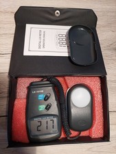 Digital Lux meter LX-1010B