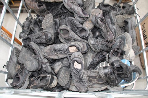 Sportschuhe schwarz posten - sportschuhe,