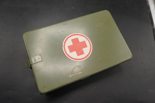 Ddr verbandkasten metall - ddr, ovp