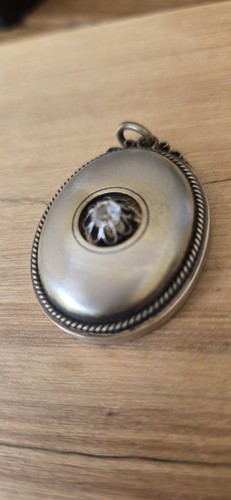 Antiker medaillon anhänger - medaillon,