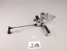 Honda CBR900 RR SC28 Fußrastenanlage Vorne Links Fußraste Schaltgestänge Raste