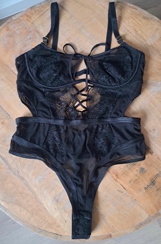 Hunkemöller 75d body - ♥️,