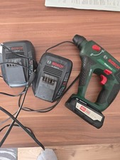 Bosch Akku-Bohrhammer Uneo