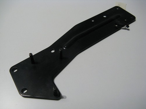 Halter für abs pumpe - halter, abs-pumpe