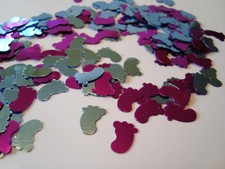 100 Baby Füße Streuelemente Kartengestaltung Basteln Silberblau Lila  Metallic