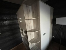 Begehbarer Kleiderschrank/ Eckschrank 146/198/133 cm