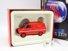 Corgi 1/43 - Ford Transit MKI Custom Notfall Feuerwehr Pompiers UK