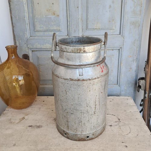 C9611 schöne alte milchkanne - alte,