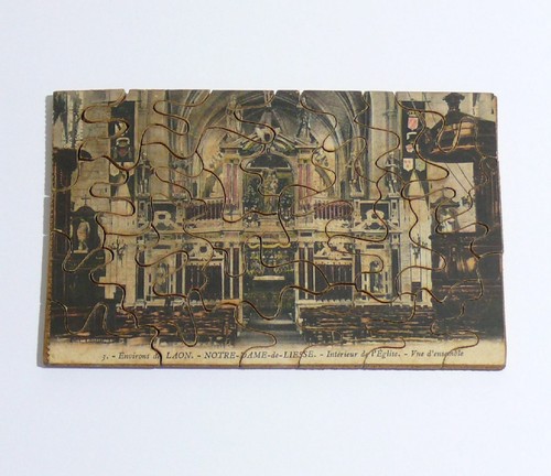 Altes puzzle environs de - -,