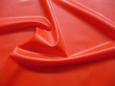 Latex Gummi 0,45 mm, Rollenende, 204 x 92 cm, halbtransparent rot