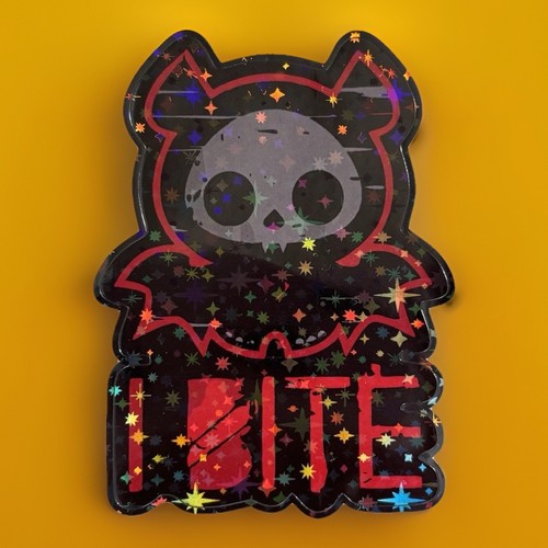 Y2k emo goth skelanimal bite - emo,