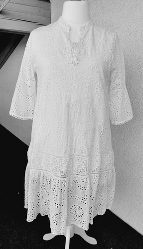 Stufenkleid lochstickerei - stufenkleid,