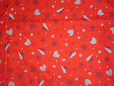 Stoff Baumwolle Weihnachten Winter rot Herzen Sterne grau  130 x 105